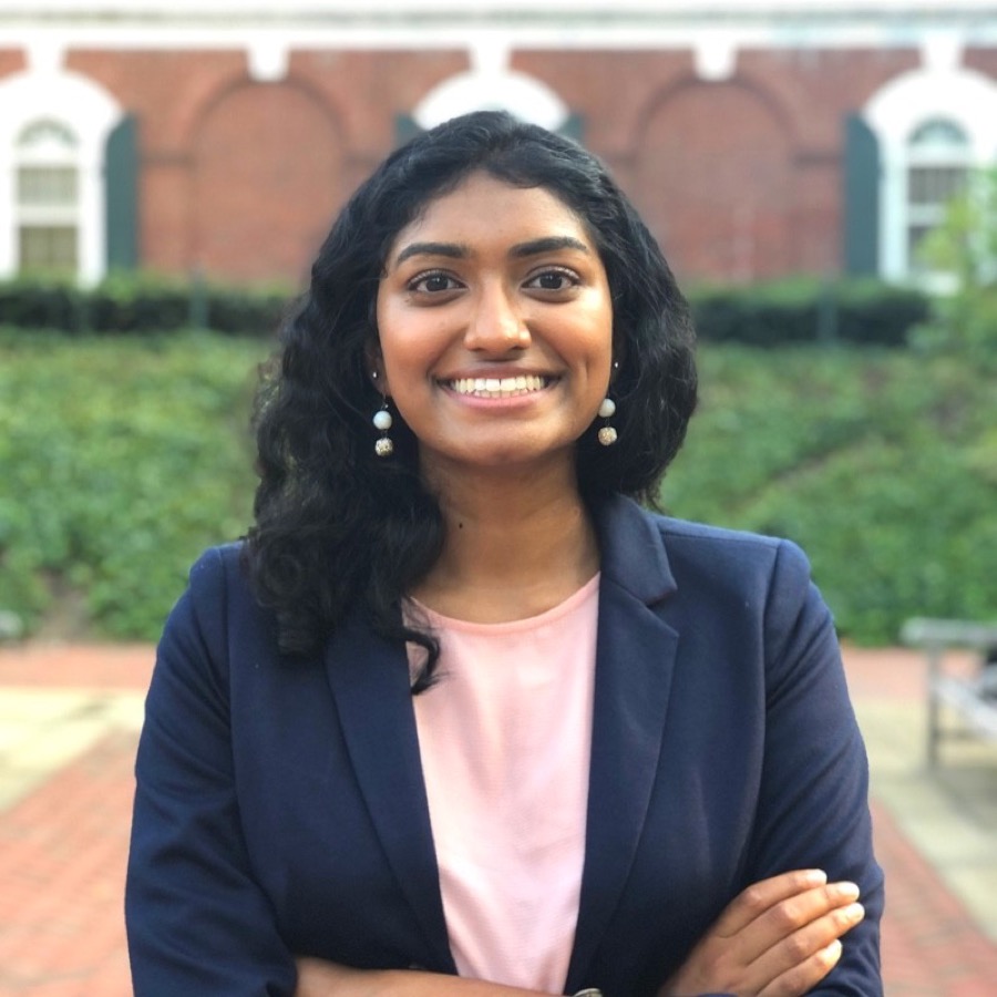 Portrait of Aarthee Baskaran